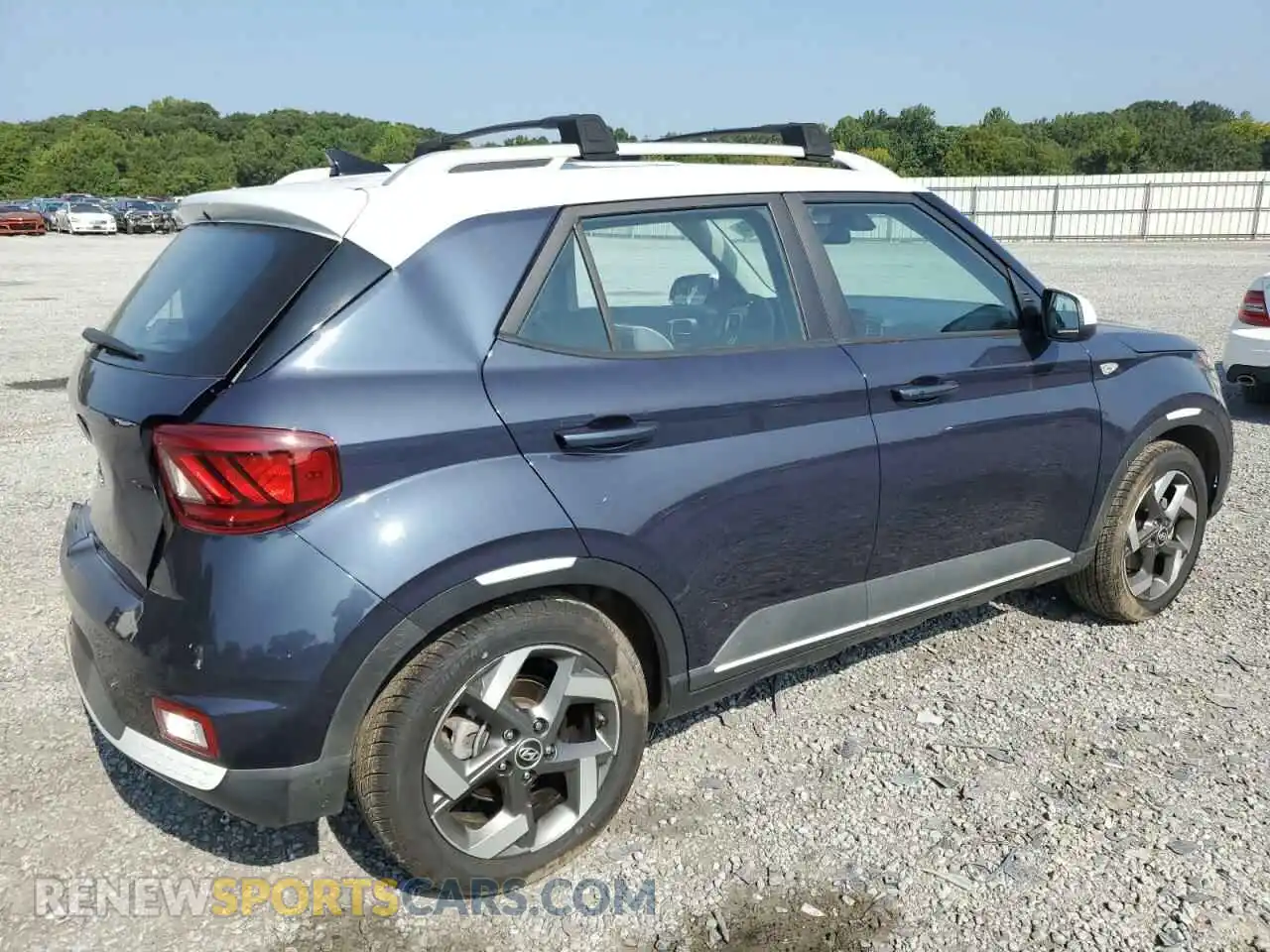 3 Photograph of a damaged car KMHRC8A32MU097296 HYUNDAI VENUE 2021