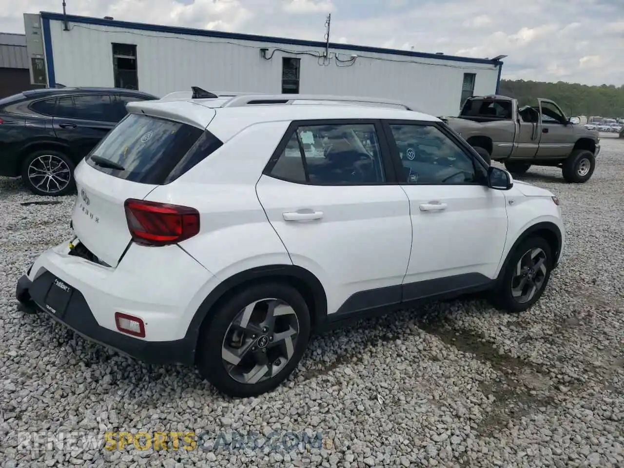3 Photograph of a damaged car KMHRC8A32MU112797 HYUNDAI VENUE 2021