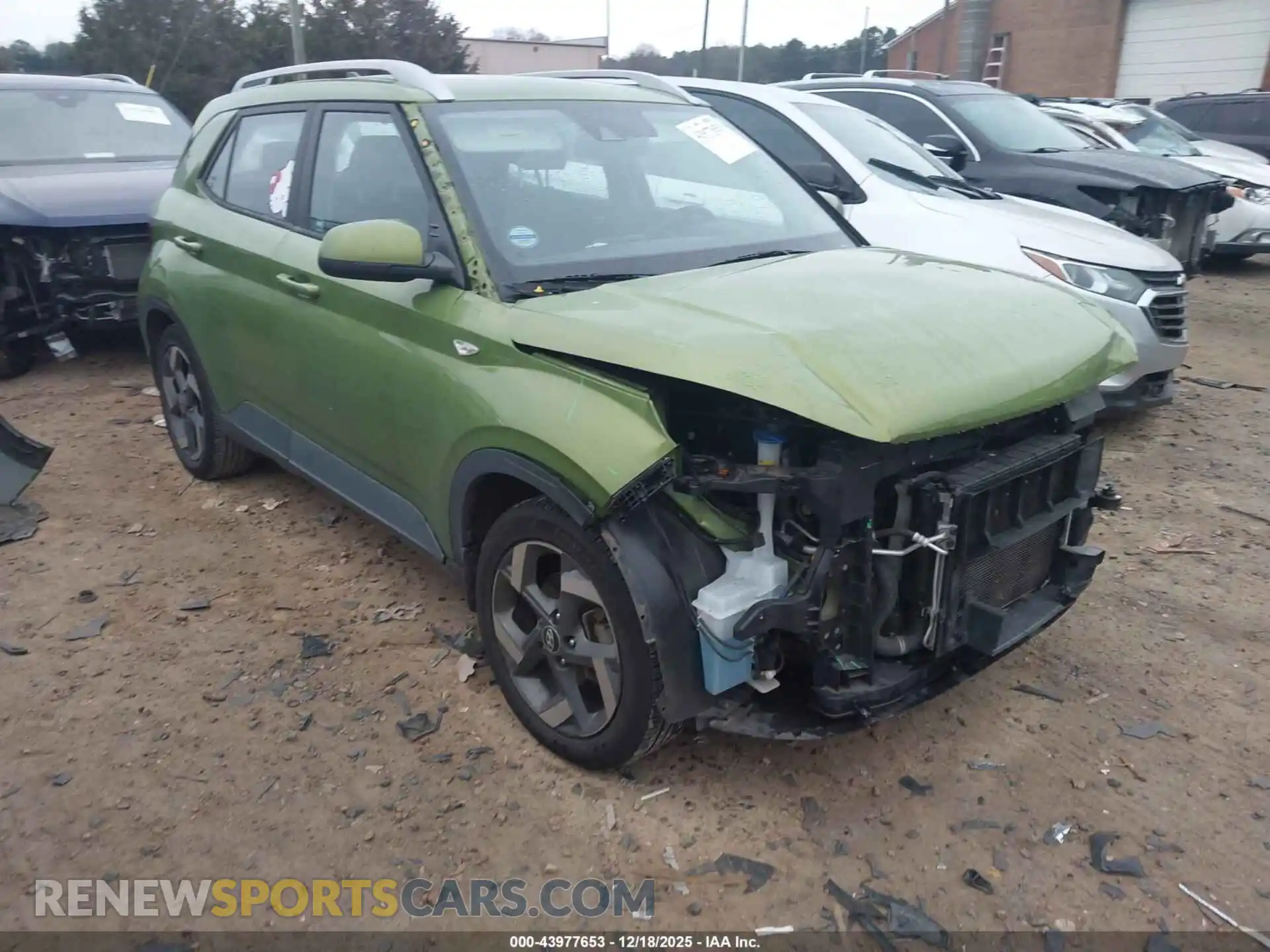 1 Фотография поврежденного автомобиля KMHRC8A32MU118938 HYUNDAI VENUE 2021