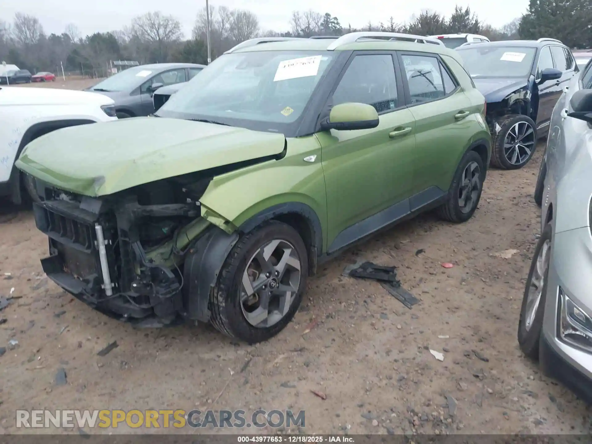 2 Фотография поврежденного автомобиля KMHRC8A32MU118938 HYUNDAI VENUE 2021