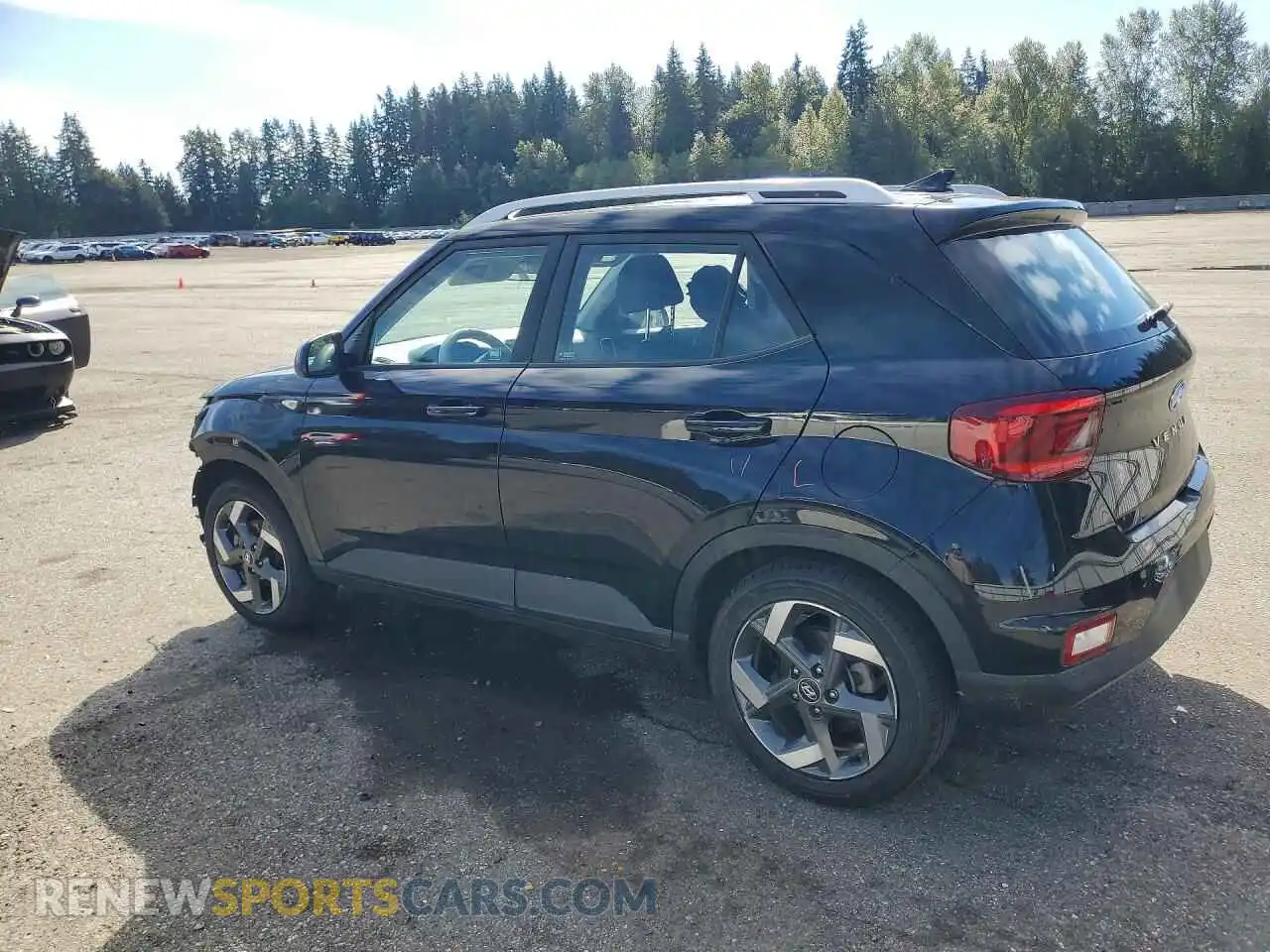 2 Фотография поврежденного автомобиля KMHRC8A33MU073038 HYUNDAI VENUE 2021