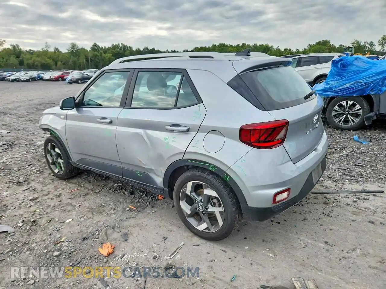 2 Photograph of a damaged car KMHRC8A33MU090213 HYUNDAI VENUE 2021
