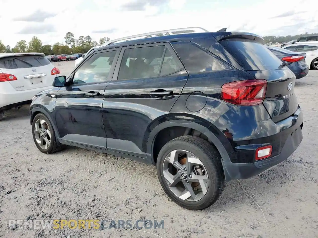 2 Photograph of a damaged car KMHRC8A34MU122523 HYUNDAI VENUE 2021
