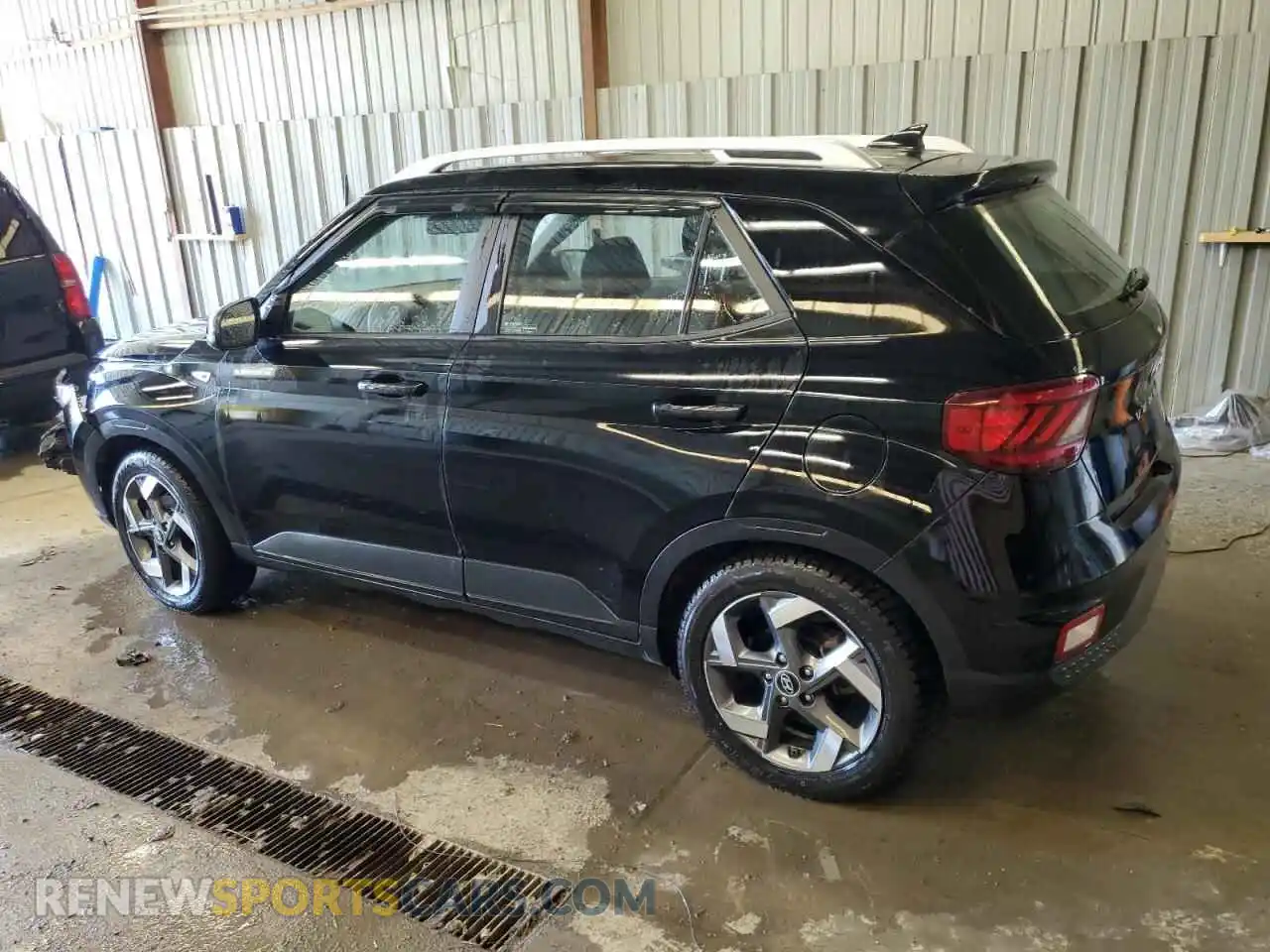 2 Photograph of a damaged car KMHRC8A34MU127835 HYUNDAI VENUE 2021