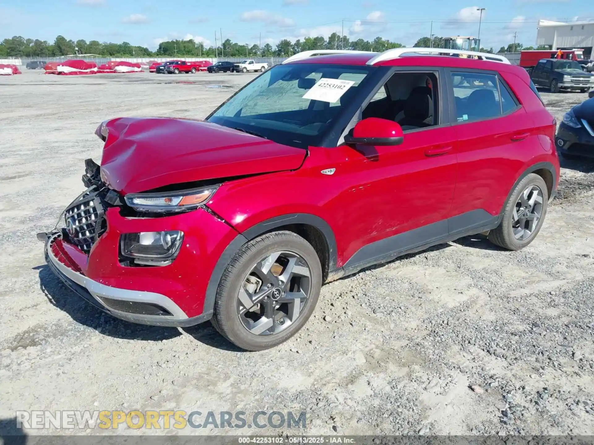 2 Photograph of a damaged car KMHRC8A36MU112575 HYUNDAI VENUE 2021