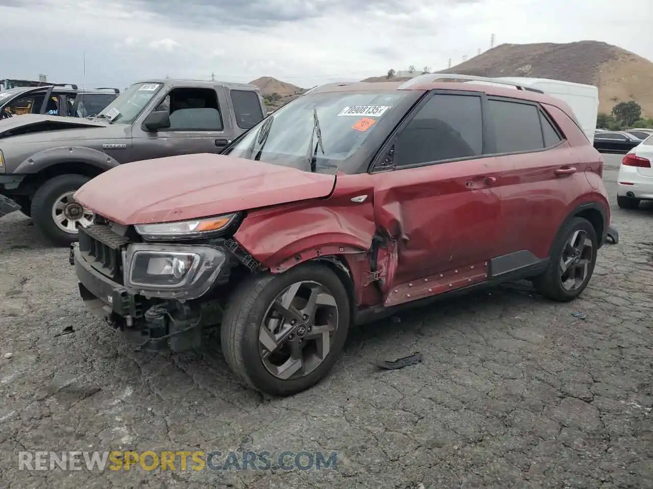 1 Photograph of a damaged car KMHRC8A36MU125536 HYUNDAI VENUE 2021