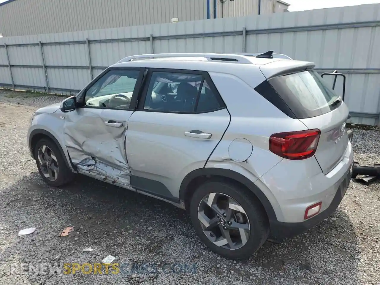 2 Photograph of a damaged car KMHRC8A37MU108874 HYUNDAI VENUE 2021