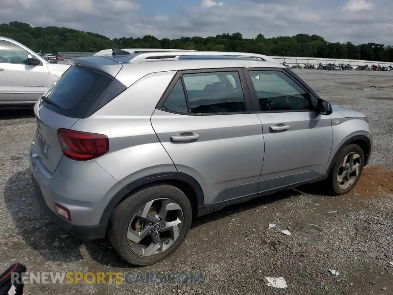 3 Photograph of a damaged car KMHRC8A37MU108874 HYUNDAI VENUE 2021