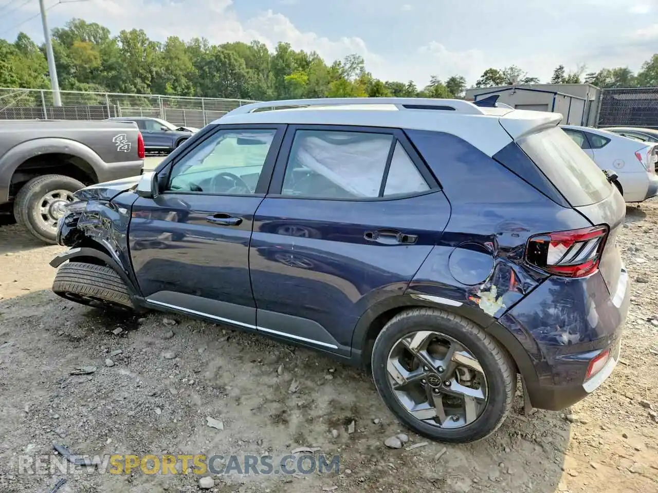 2 Photograph of a damaged car KMHRC8A37MU121270 HYUNDAI VENUE 2021