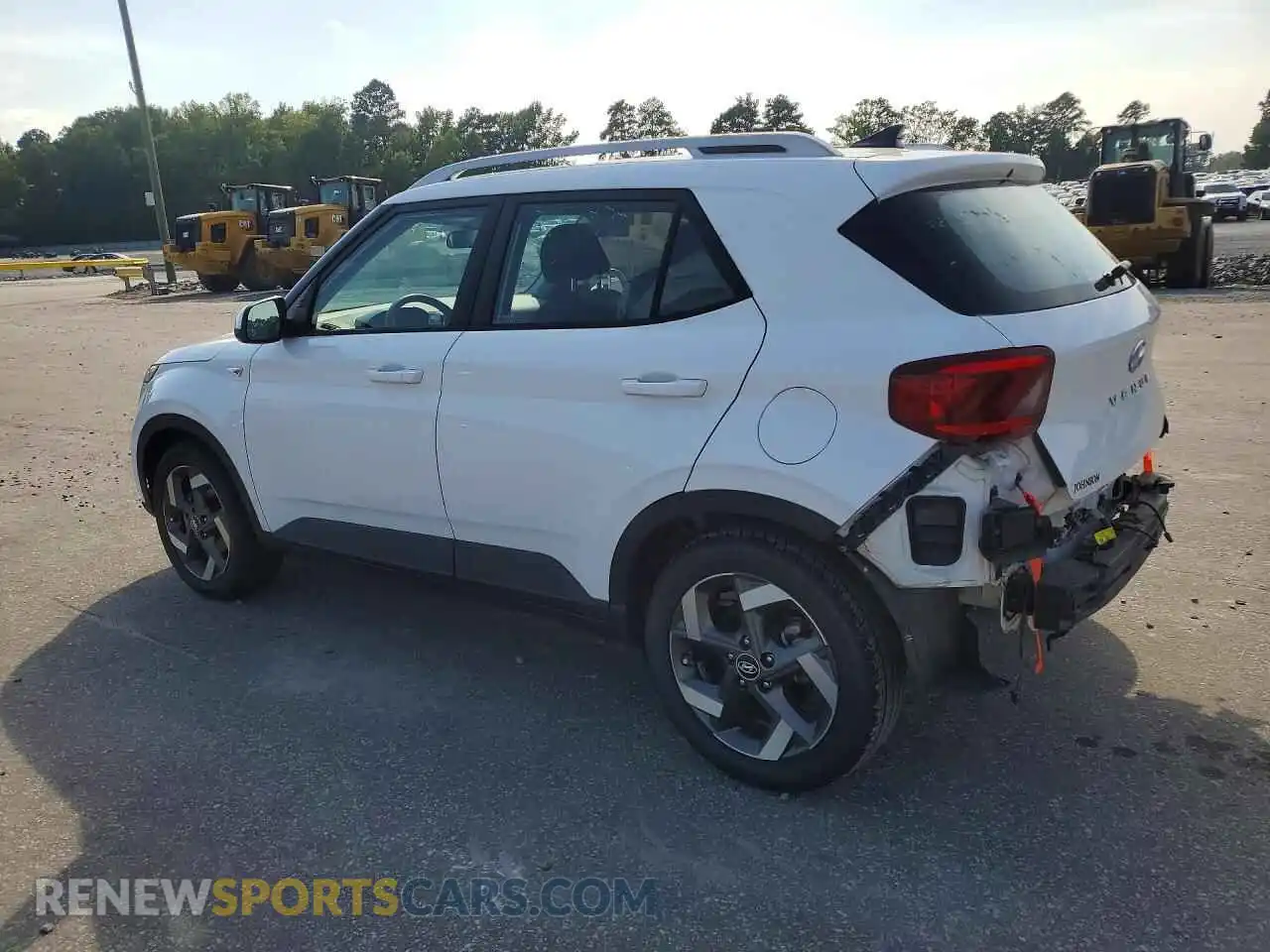 2 Photograph of a damaged car KMHRC8A38MU108463 HYUNDAI VENUE 2021