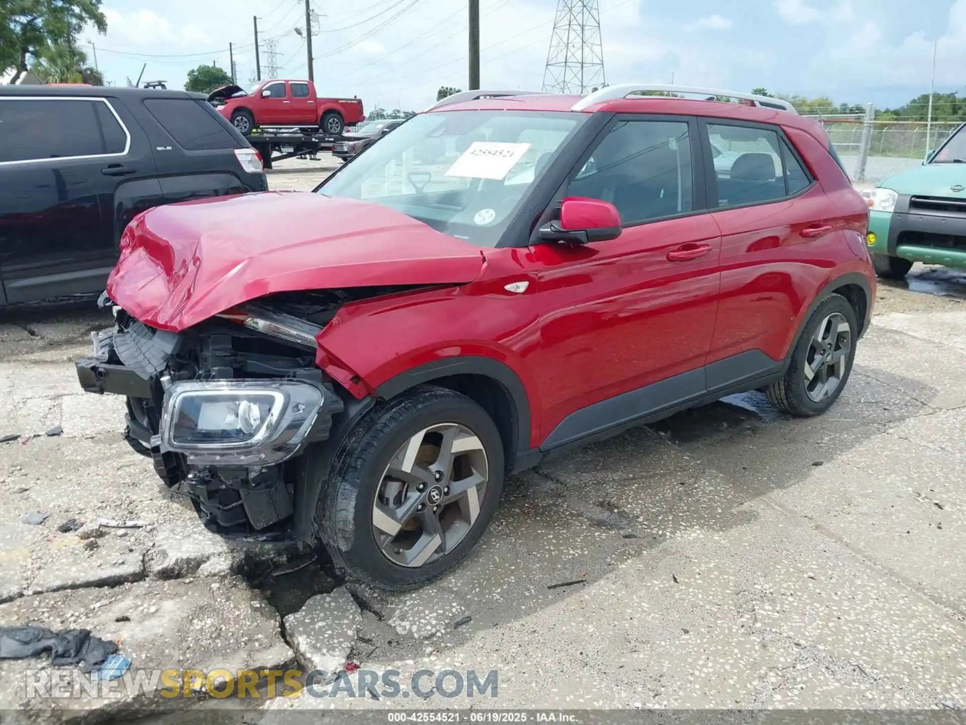 2 Photograph of a damaged car KMHRC8A38MU118927 HYUNDAI VENUE 2021