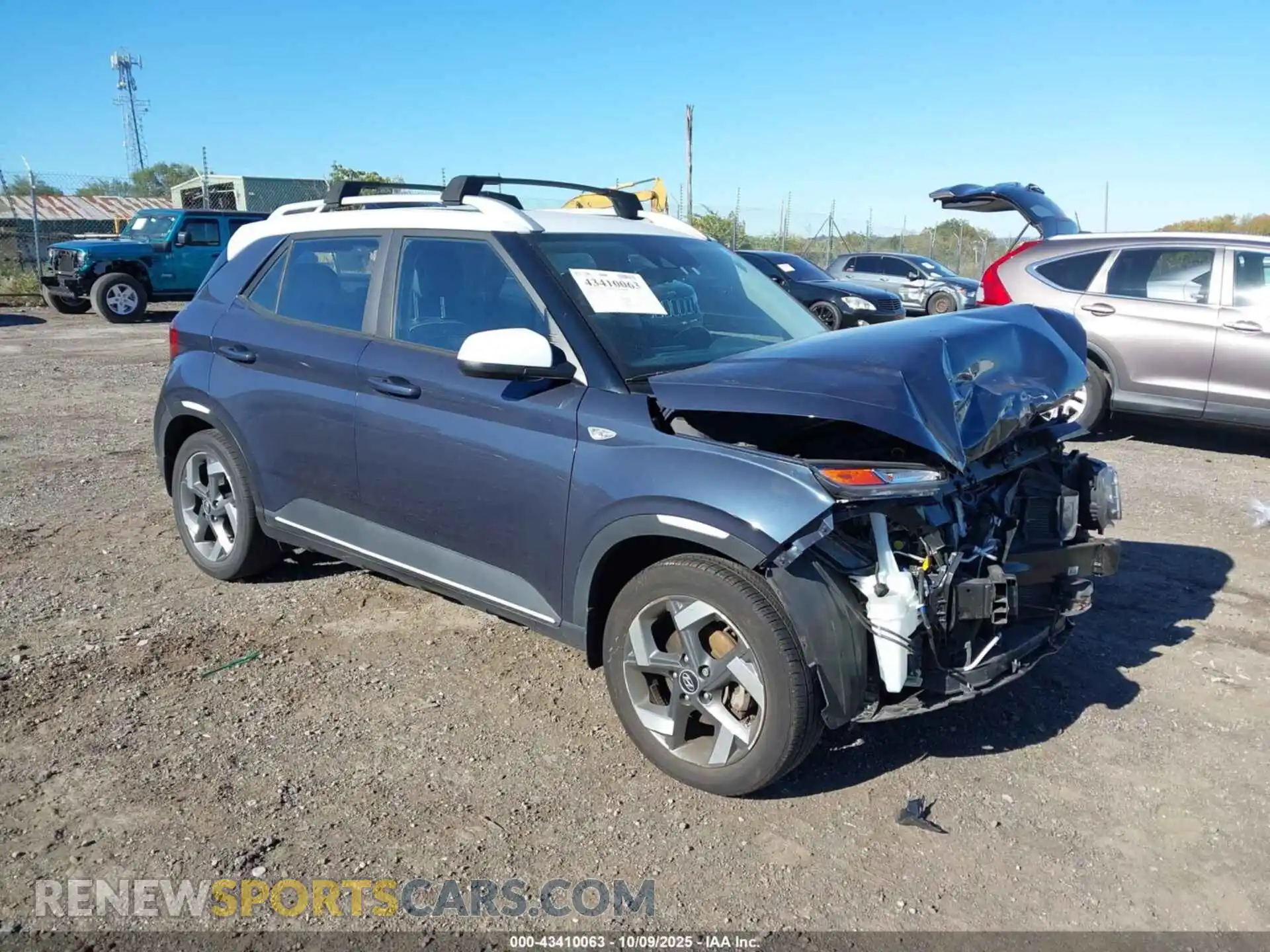 1 Photograph of a damaged car KMHRC8A39MU086733 HYUNDAI VENUE 2021
