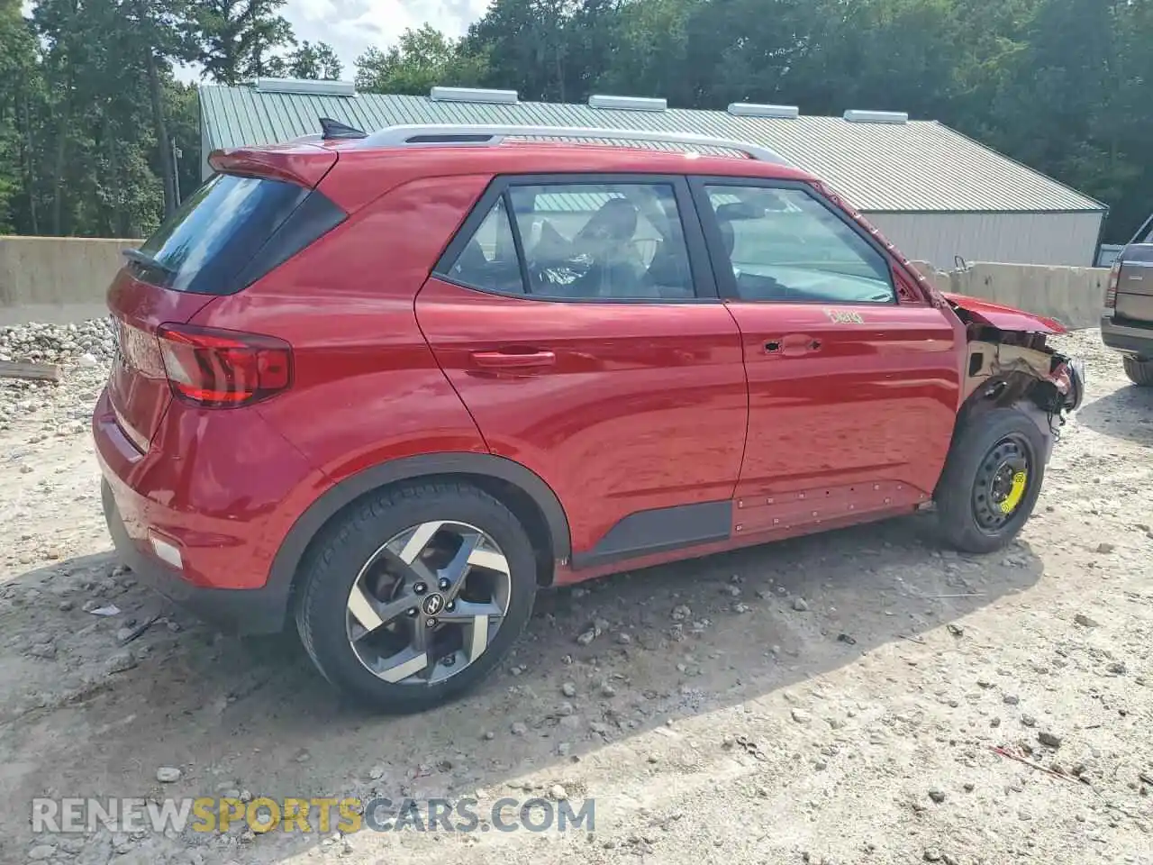 3 Photograph of a damaged car KMHRC8A34NU138285 HYUNDAI VENUE 2022