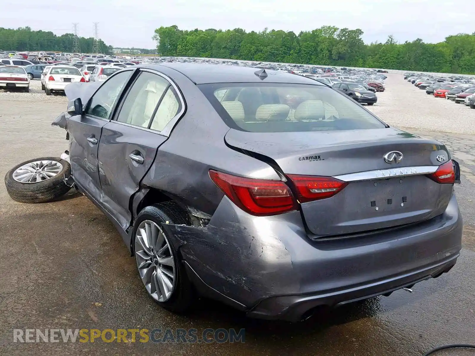 3 Photograph of a damaged car JN1EV7AP2JM352635 INFINITI Q50 2018