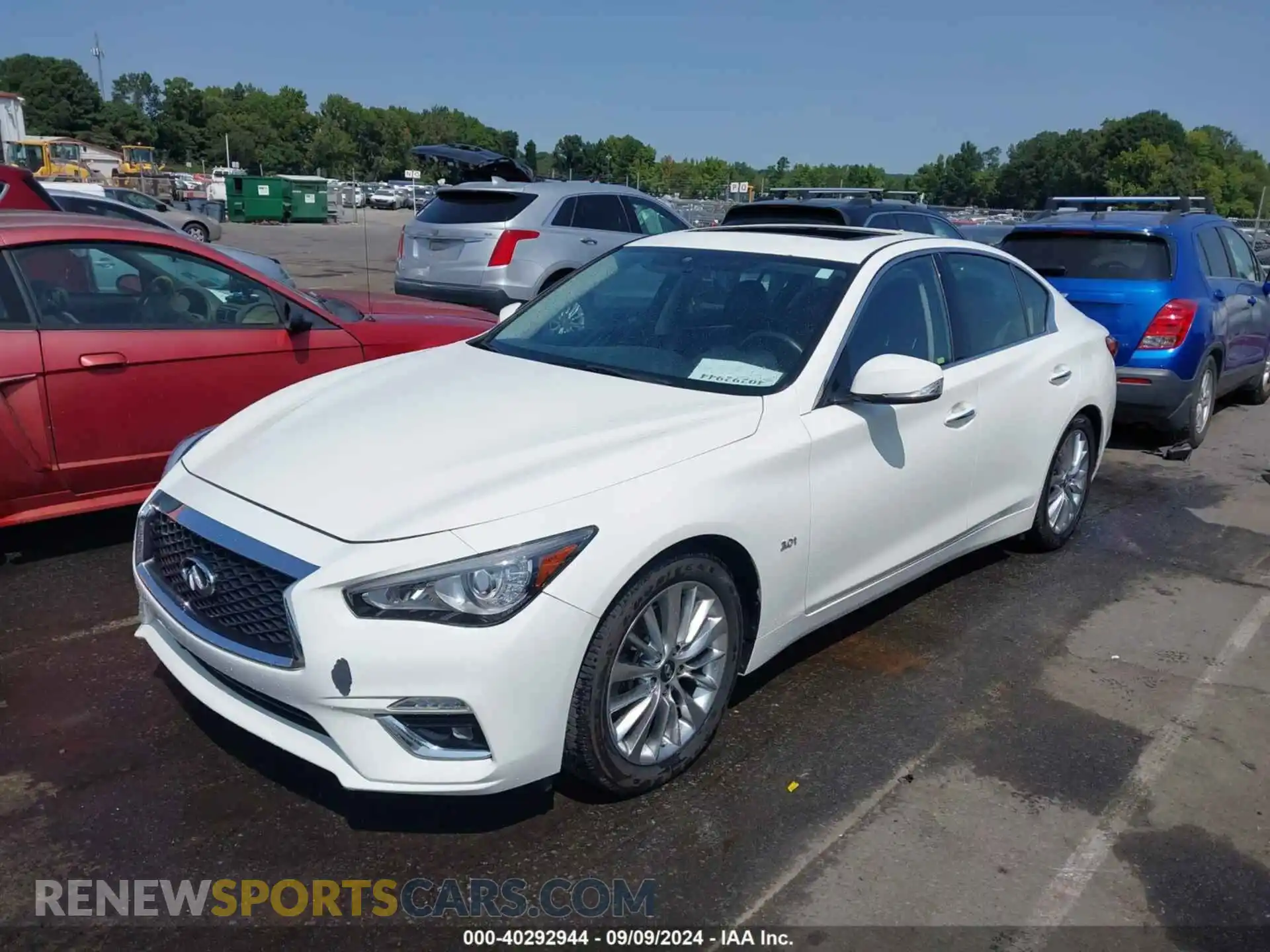 2 Фотография поврежденного автомобиля JN1EV7AP6KM518902 INFINITI Q50 2019
