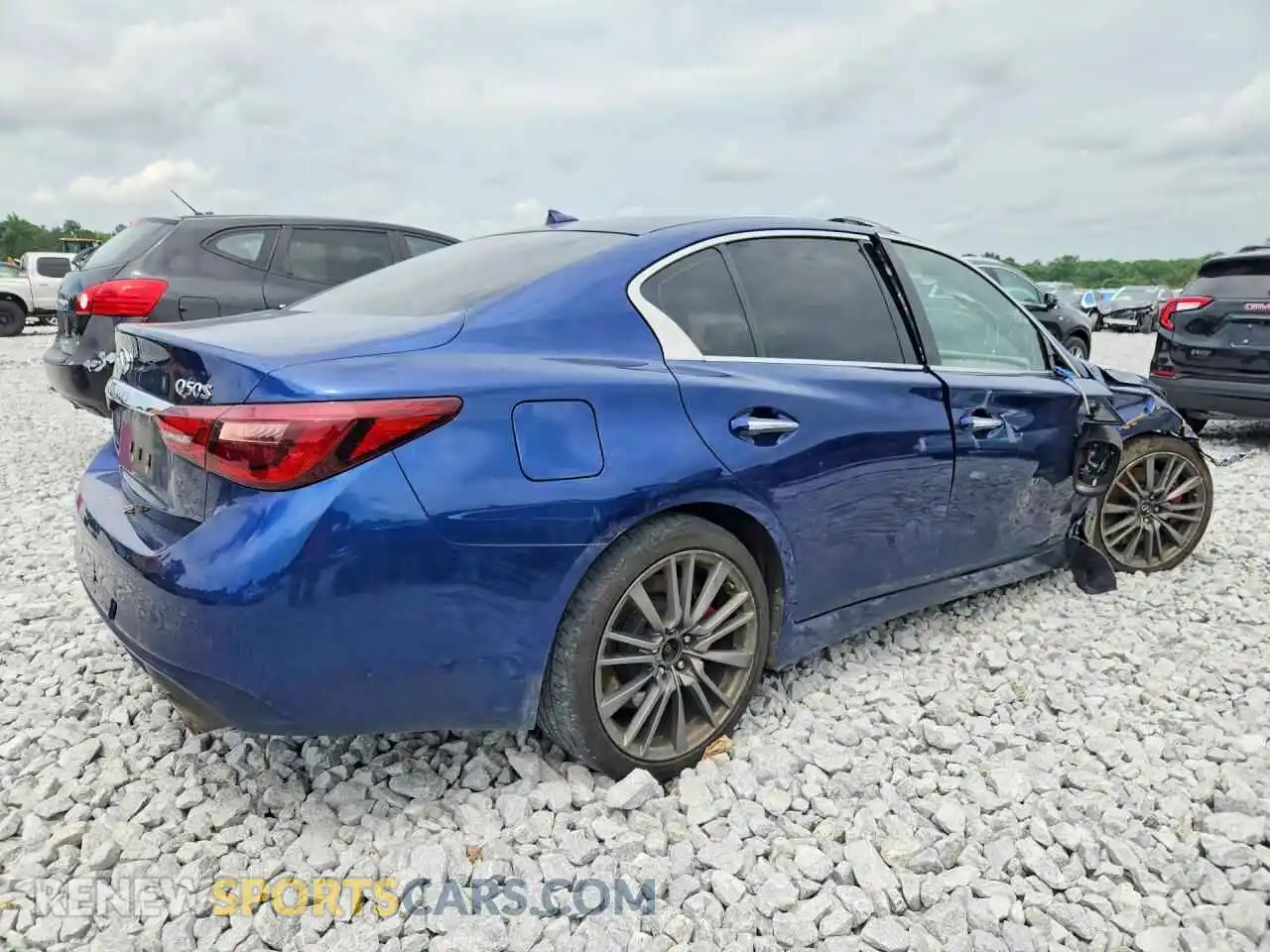 3 Photograph of a damaged car JN1FV7AP5KM780141 INFINITI Q50 2021
