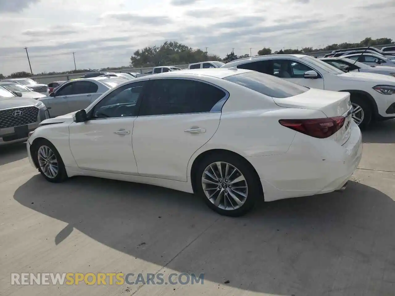 2 fotografías del automóvil dañado JN1EV7BP0PM510123 INFINITI Q50 2023