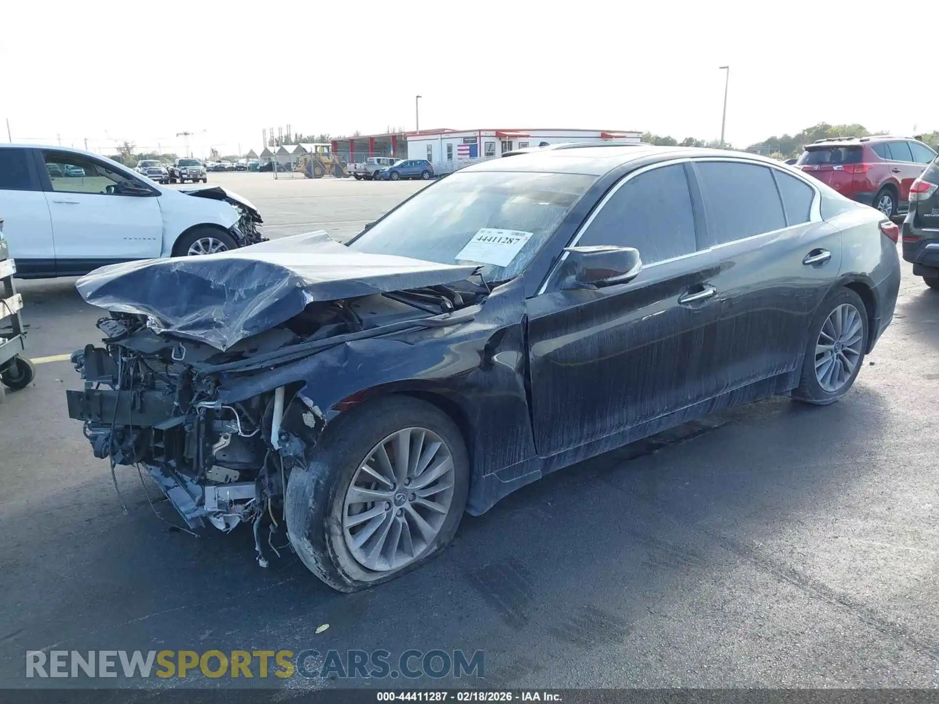 2 fotografías del automóvil dañado JN1EV7BP8PM512993 INFINITI Q50 2023