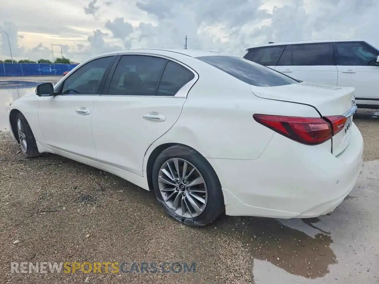 2 fotografías del automóvil dañado JN1EV7BPXPM510565 INFINITI Q50 2023