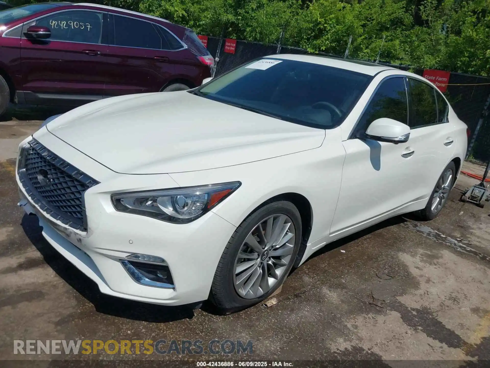 2 fotografías del automóvil dañado JN1EV7BR9PM541789 INFINITI Q50 2023