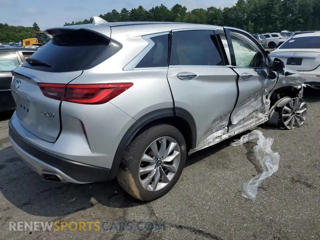 3 Photograph of a damaged car 3PCAJ5AB7MF121498 INFINITI QX50 2021