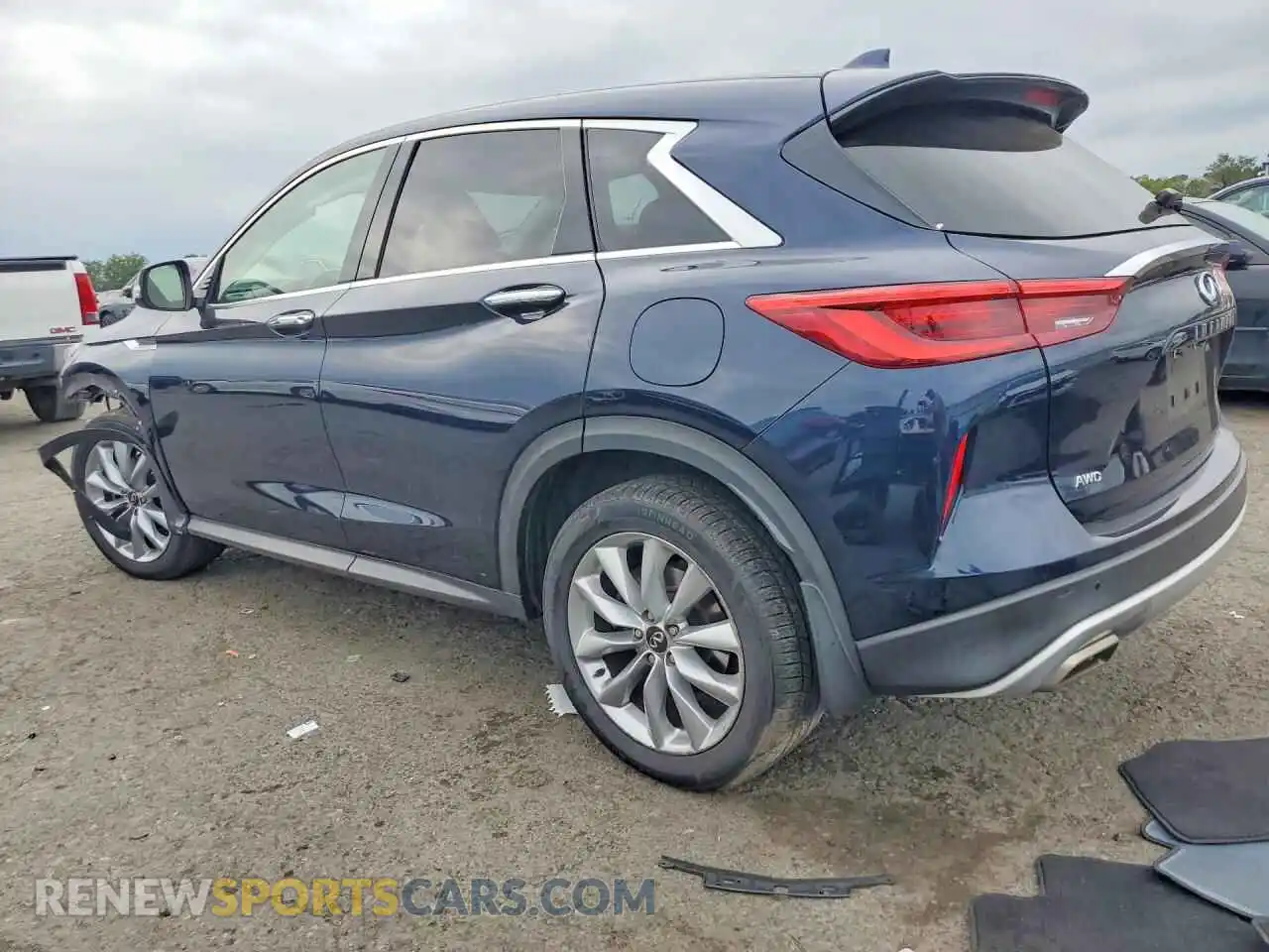 2 Photograph of a damaged car 3PCAJ5AB7MF127317 INFINITI QX50 2021
