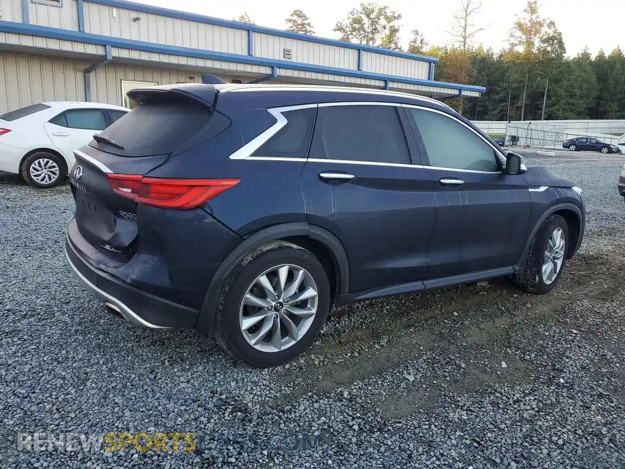 3 Photograph of a damaged car 3PCAJ5BA0MF106749 INFINITI QX50 2021
