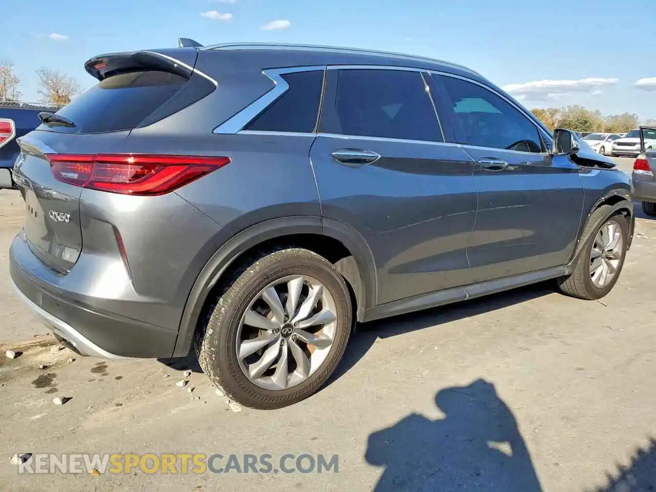 3 Photograph of a damaged car 3PCAJ5BA1MF124001 INFINITI QX50 2021