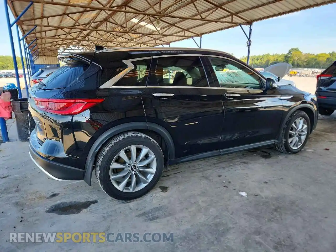 3 Photograph of a damaged car 3PCAJ5BA5MF100431 INFINITI QX50 2021