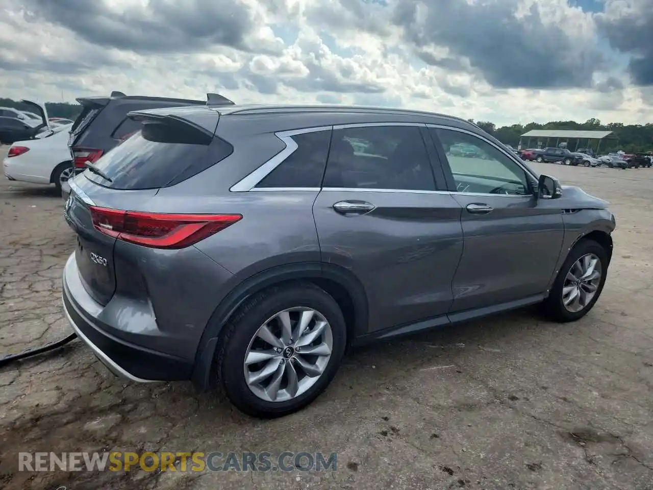 3 Photograph of a damaged car 3PCAJ5BA9MF105261 INFINITI QX50 2021