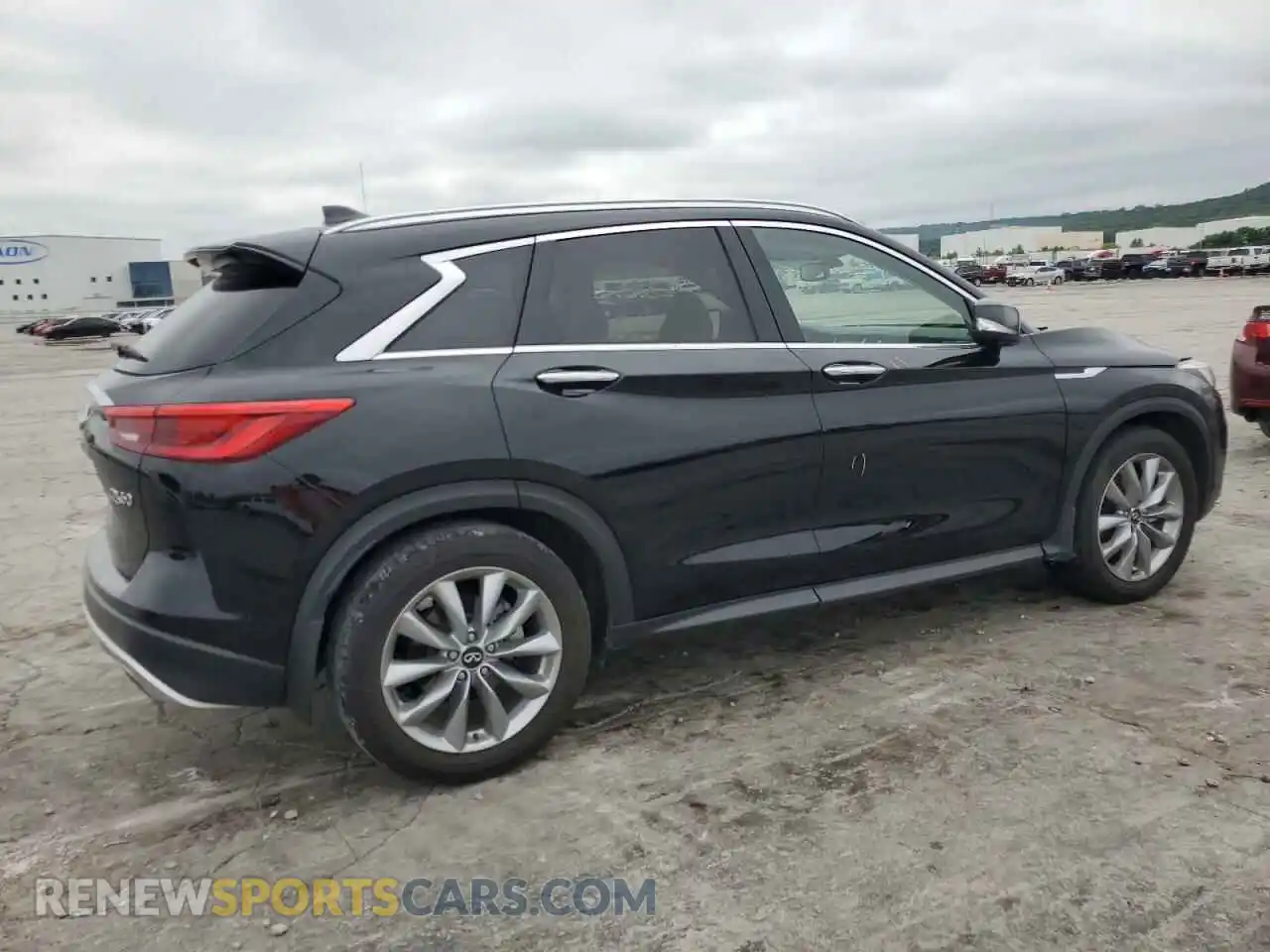 3 Photograph of a damaged car 3PCAJ5CA9MF103783 INFINITI QX50 2021