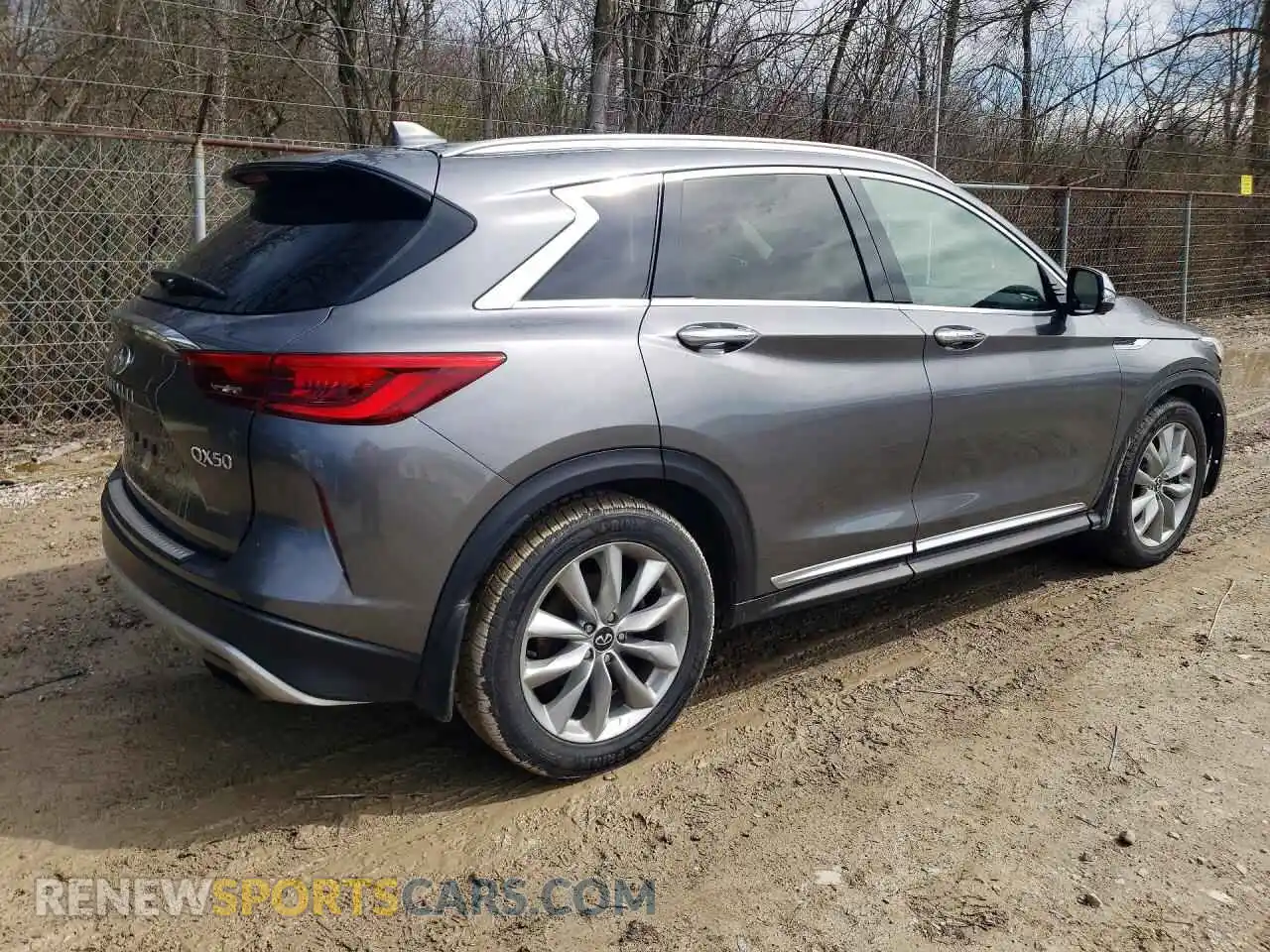 3 Photograph of a damaged car 3PCAJ5CB9MF107552 INFINITI QX50 2021