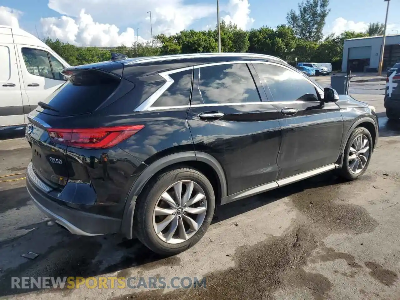 3 Photograph of a damaged car 3PCAJ5CBXMF112078 INFINITI QX50 2021