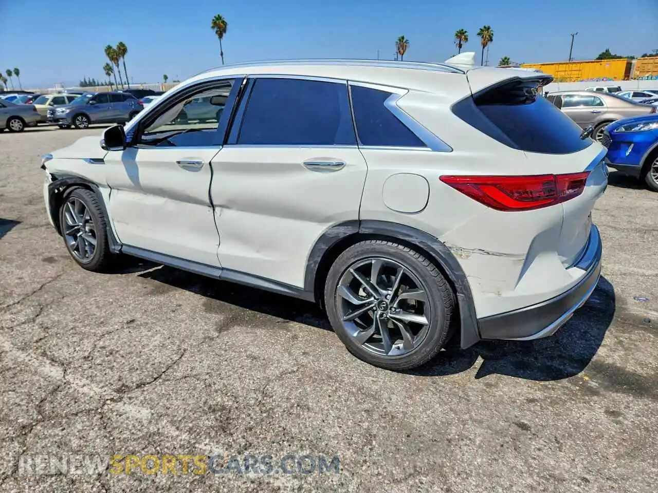 2 Фотография поврежденного автомобиля 3PCAJ5DA2MF127325 INFINITI QX50 2021