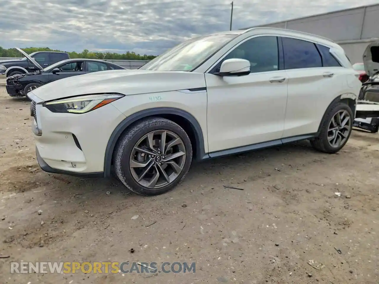 1 Photograph of a damaged car 3PCAJ5DB8MF117861 INFINITI QX50 2021