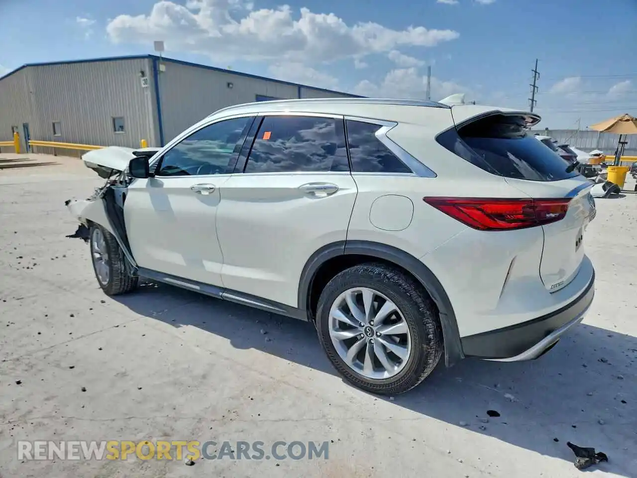 2 Фотография поврежденного автомобиля 3PCAJ5BA7NF109245 INFINITI QX50 2022