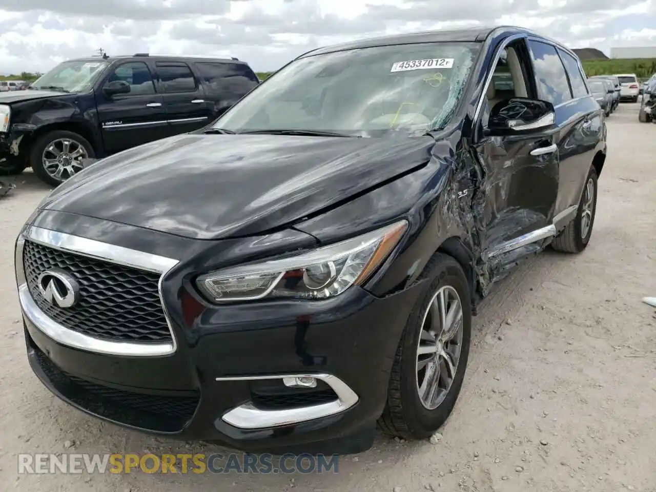 2 fotografías del automóvil dañado 5N1DL0MN0LC527310 INFINITI QX60 2020