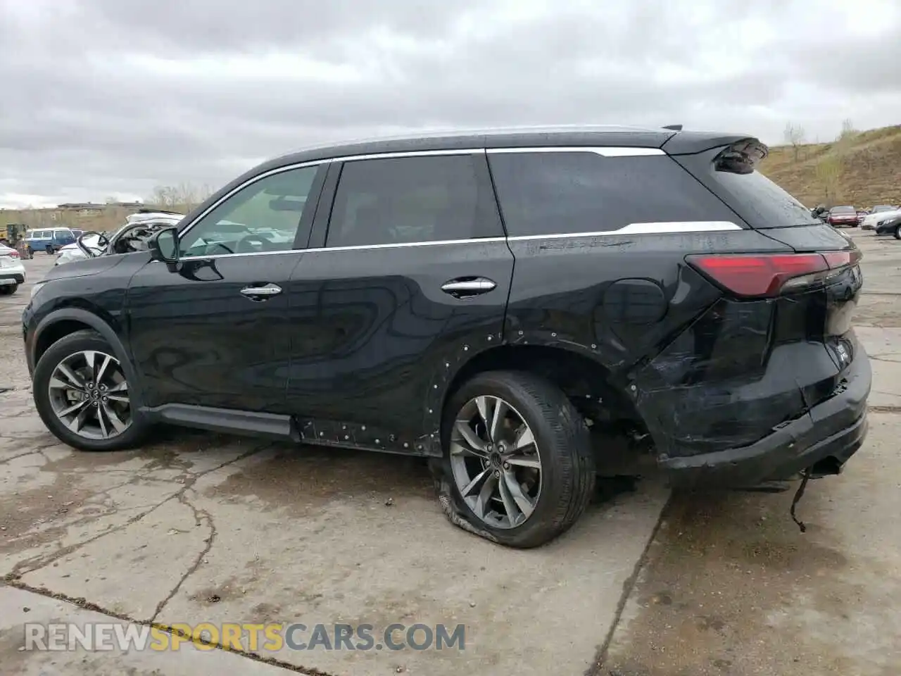 2 Photograph of a damaged car 5N1AL1FS2SC339804 INFINITI QX60 2025