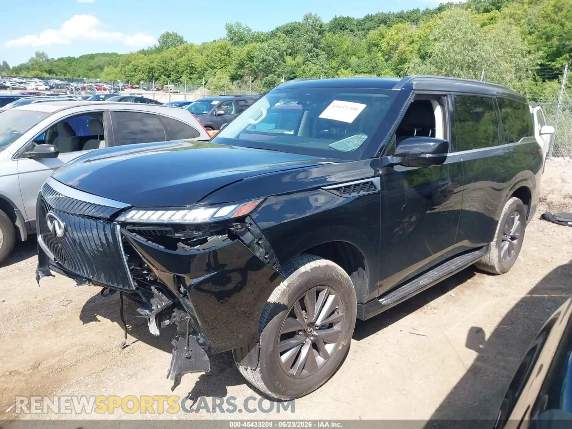 2 fotografías del automóvil dañado JN8AZ3AB8S9404789 INFINITI QX80 2025
