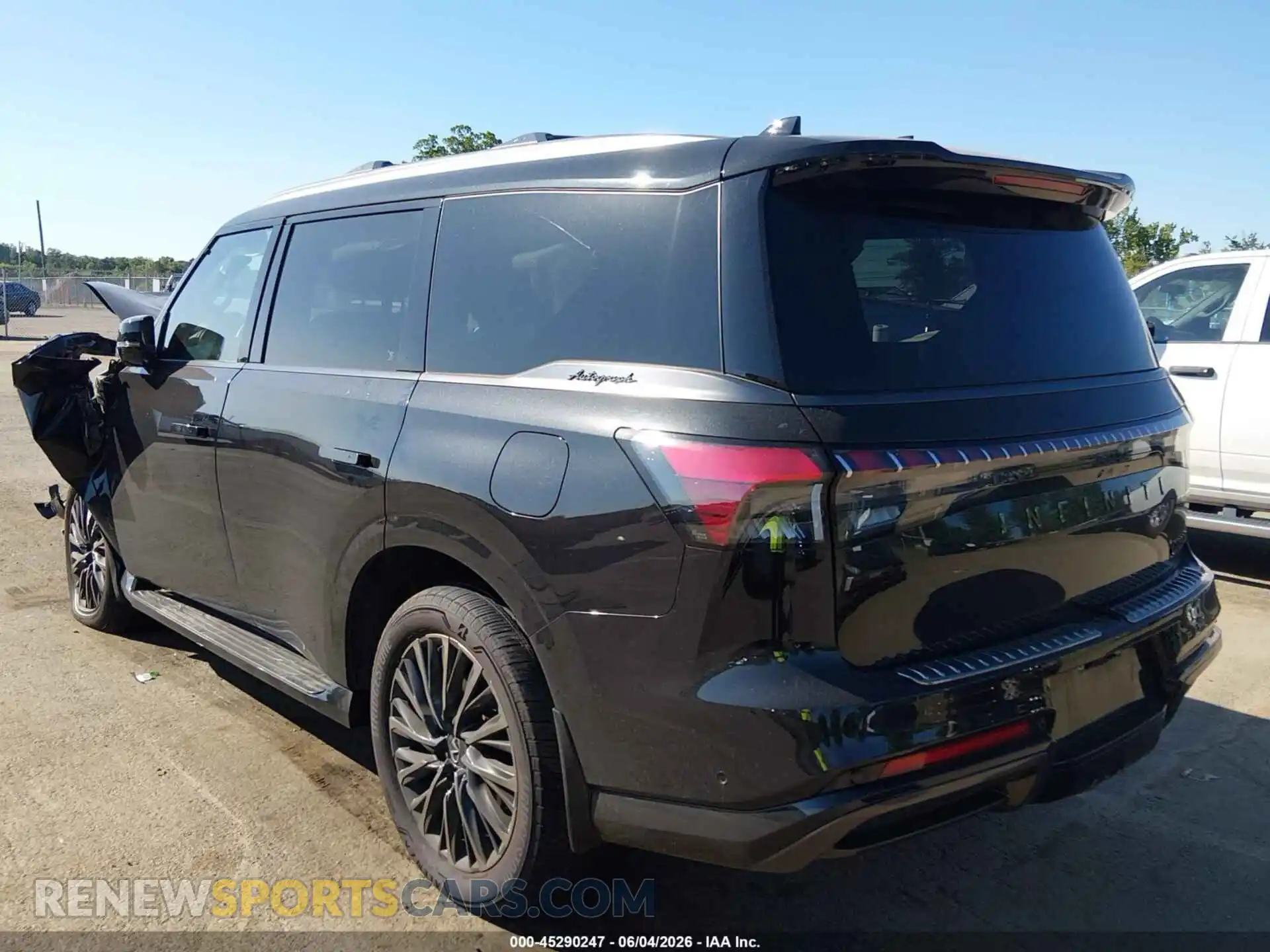 3 Фотография поврежденного автомобиля JN8AZ3CCXS9602490 INFINITI QX80 2025