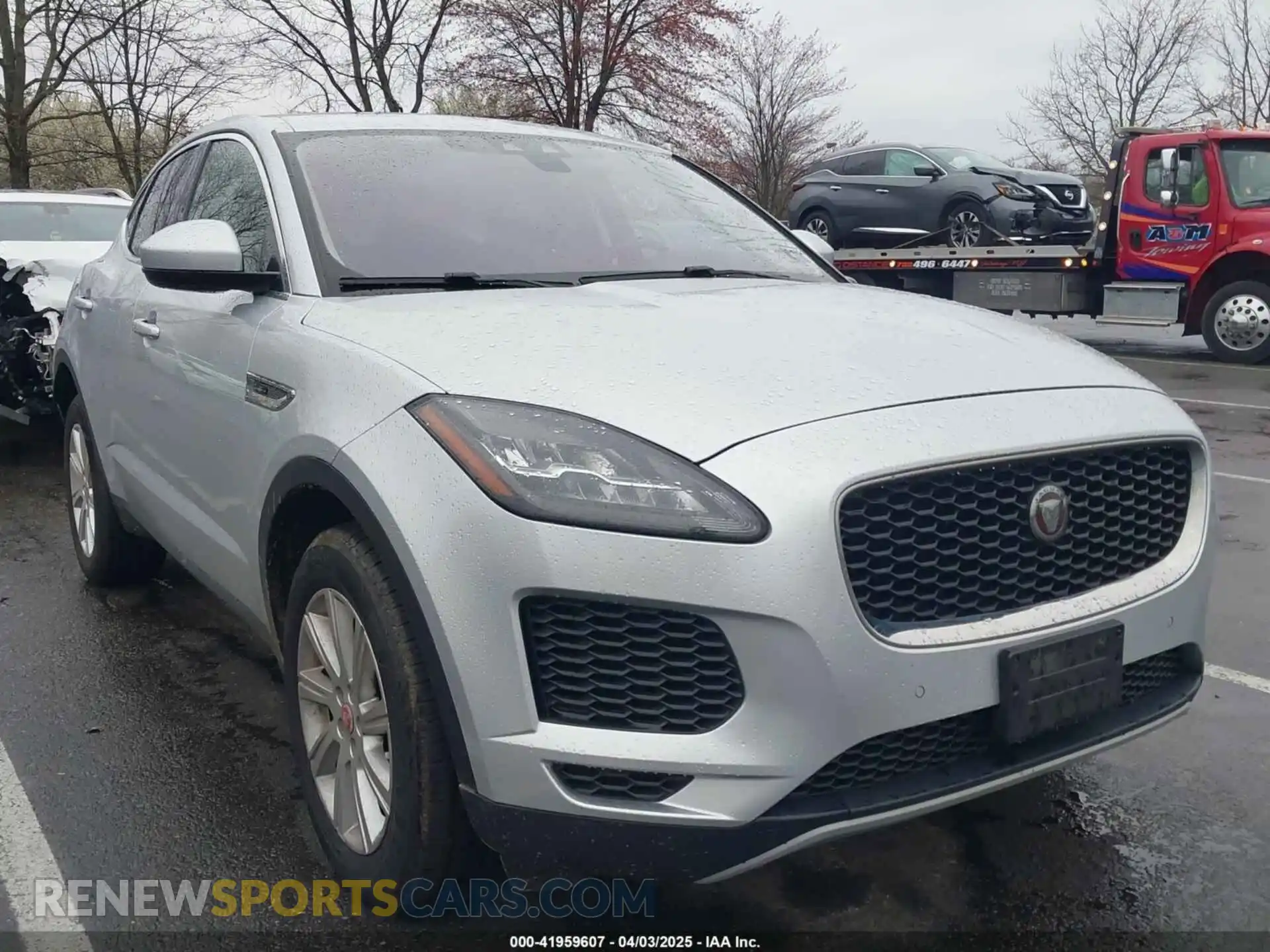 1 Photograph of a damaged car SADFJ2FX1K1Z63322 JAGUAR E-PACE 2019