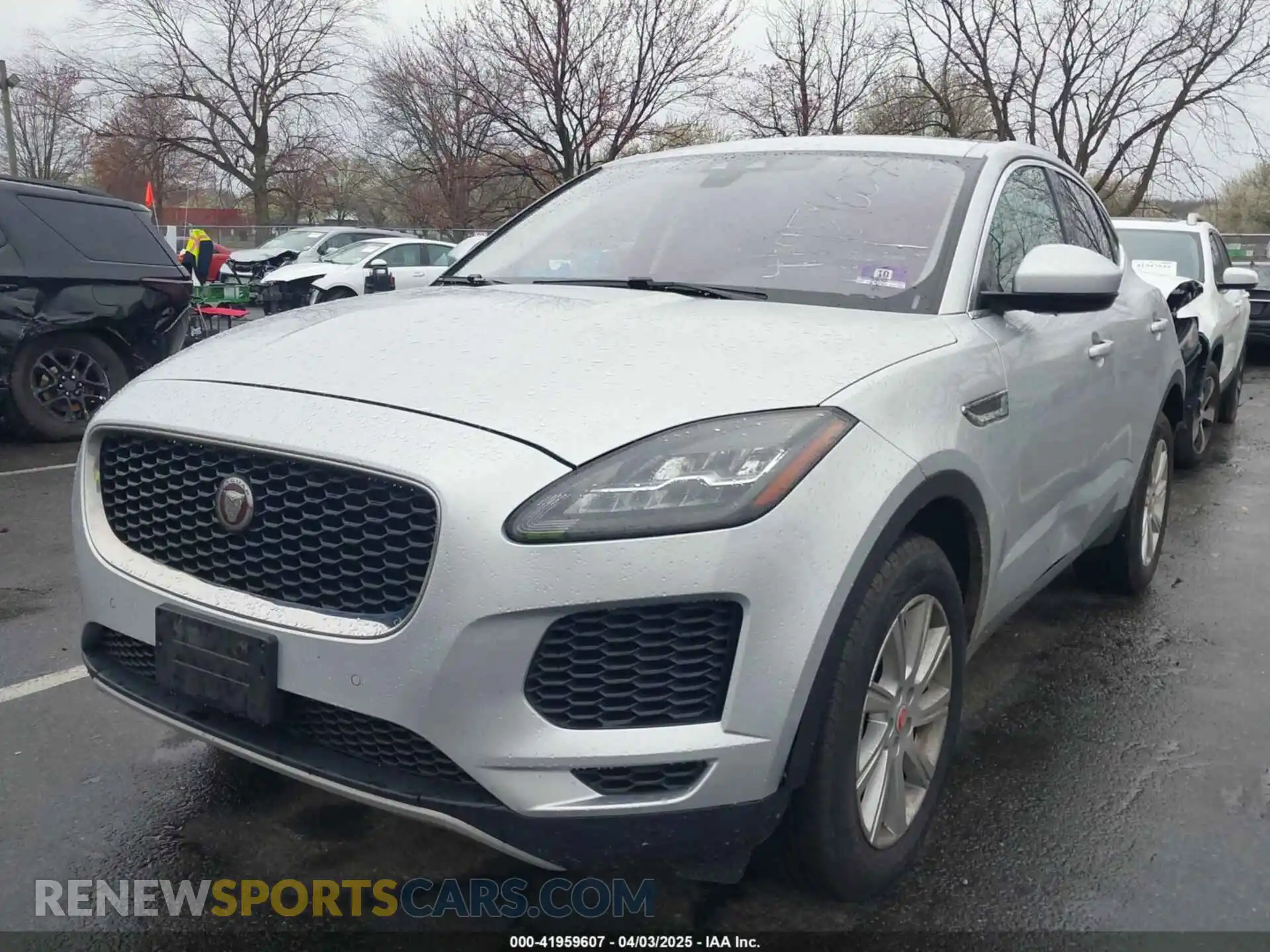 2 Photograph of a damaged car SADFJ2FX1K1Z63322 JAGUAR E-PACE 2019