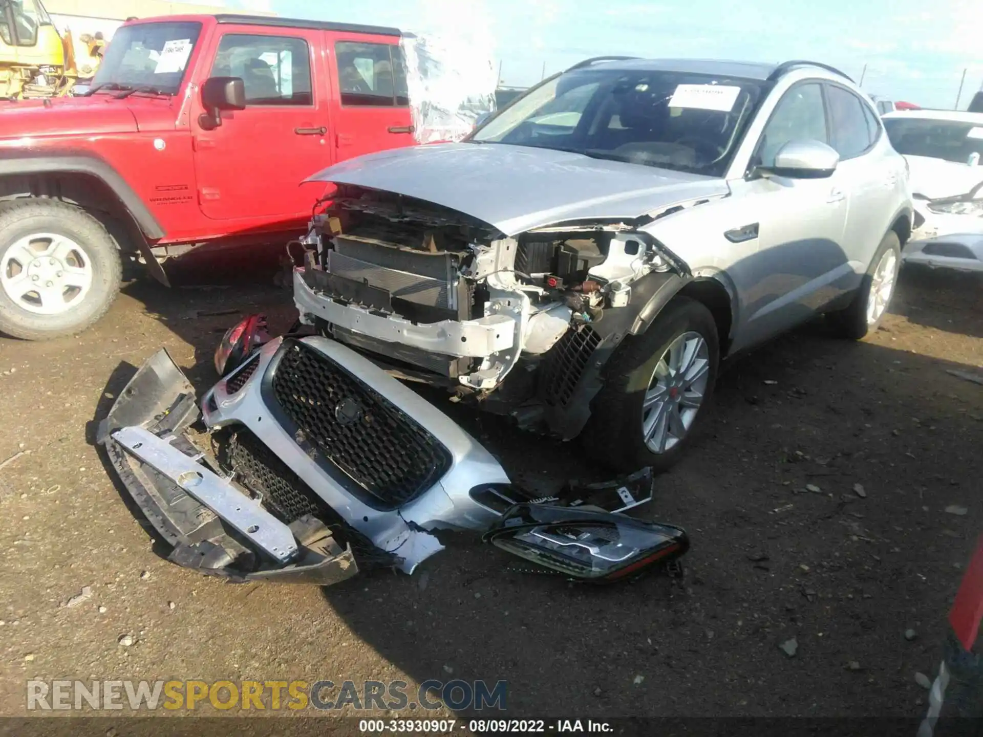 2 Photograph of a damaged car SADFJ2FX4K1Z52332 JAGUAR E-PACE 2019
