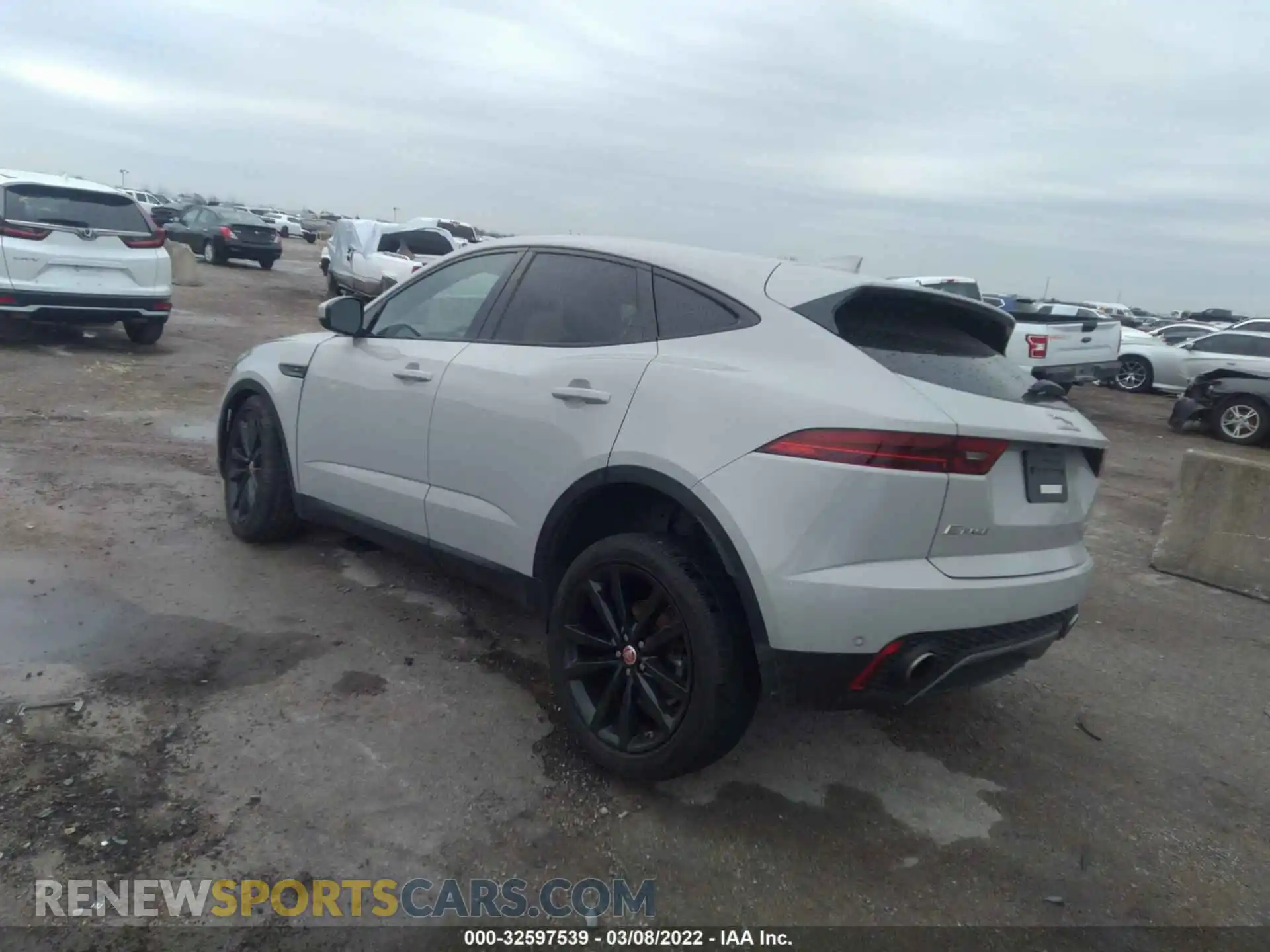 3 Photograph of a damaged car SADFJ2FX9K1Z36384 JAGUAR E-PACE 2019