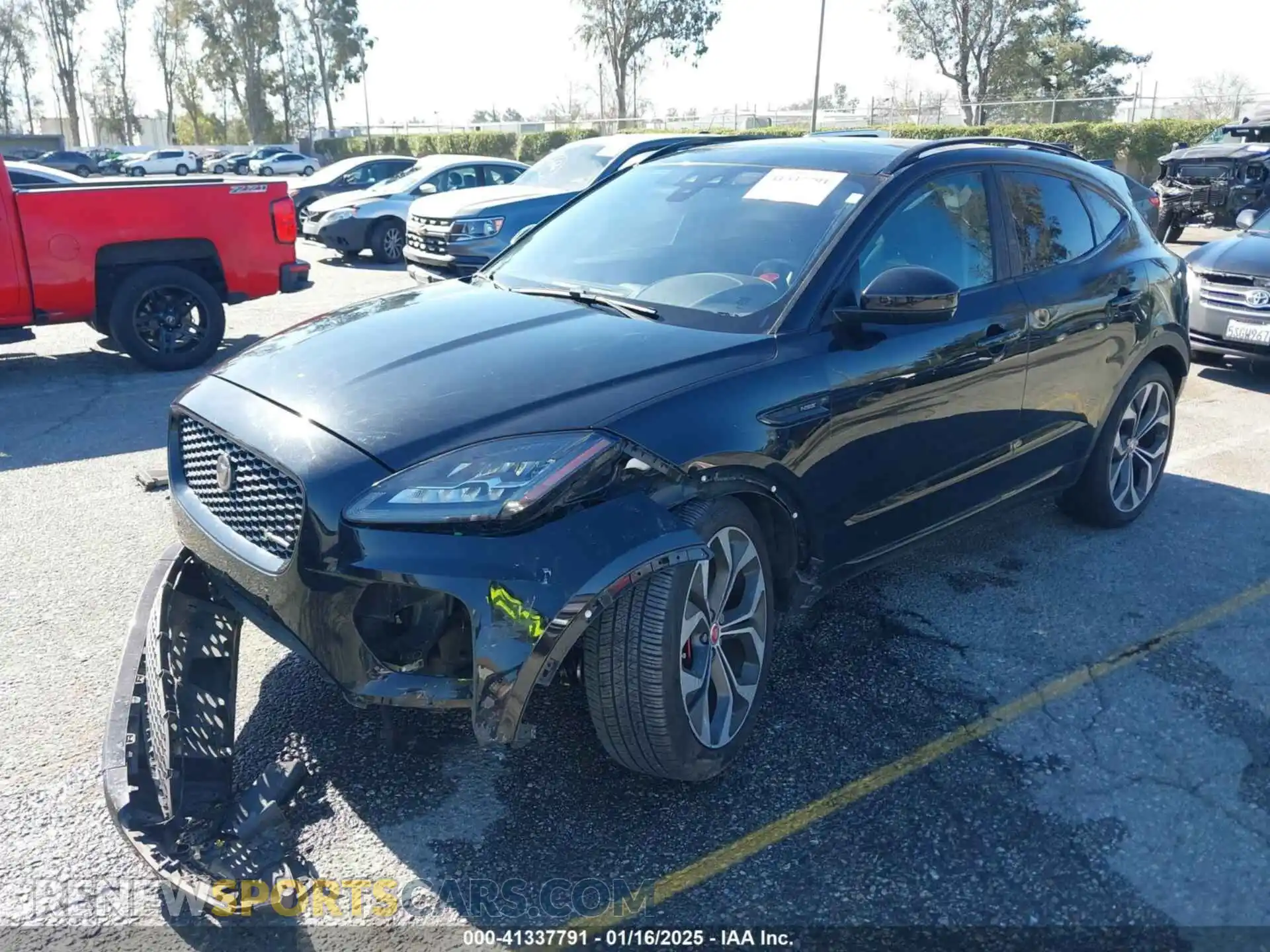 2 Photograph of a damaged car SADFM2GX1K1Z37177 JAGUAR E-PACE 2019