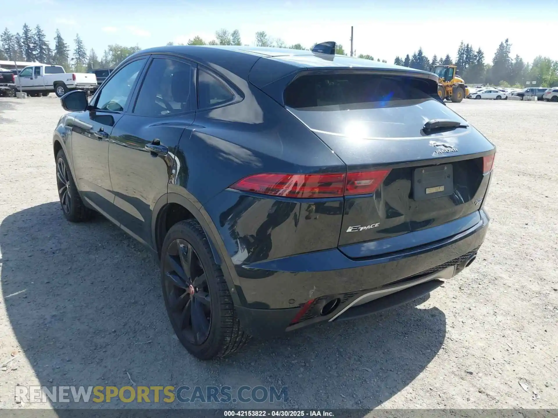 3 Photograph of a damaged car SADFP2FX2K1Z47628 JAGUAR E-PACE 2019