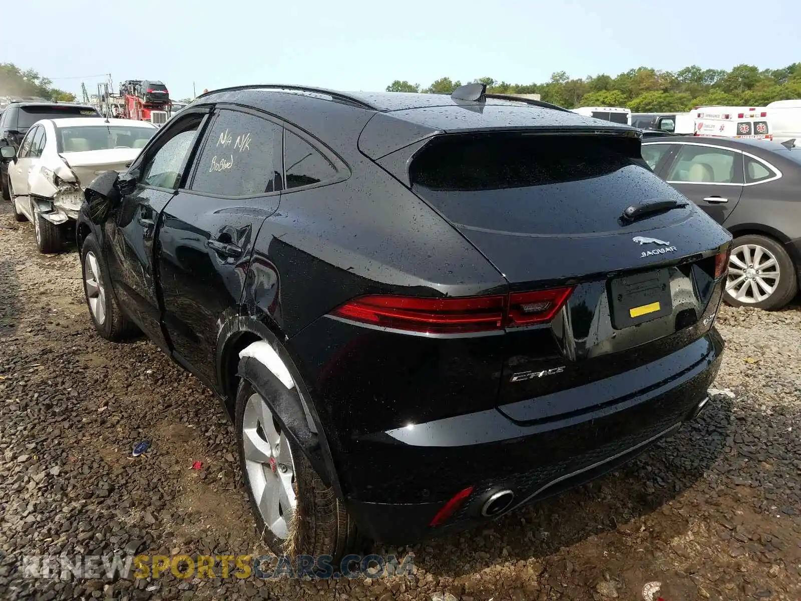 3 Photograph of a damaged car SADFK2FX2L1001335 JAGUAR E-PACE 2020