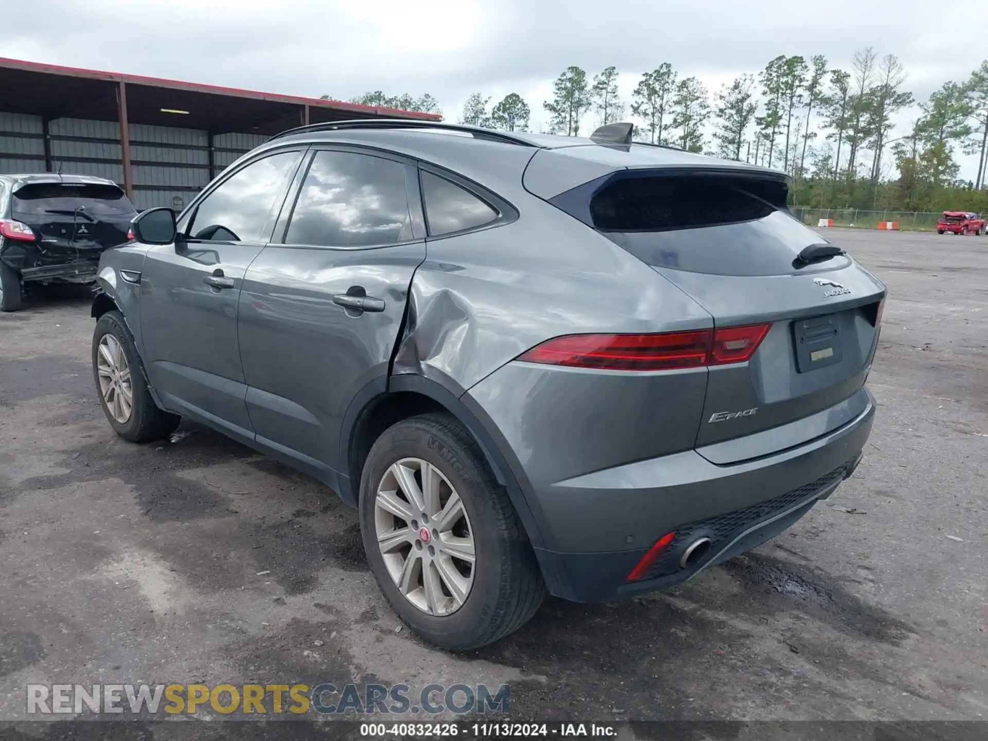 3 Photograph of a damaged car SADFK2FX7L1001234 JAGUAR E-PACE 2020