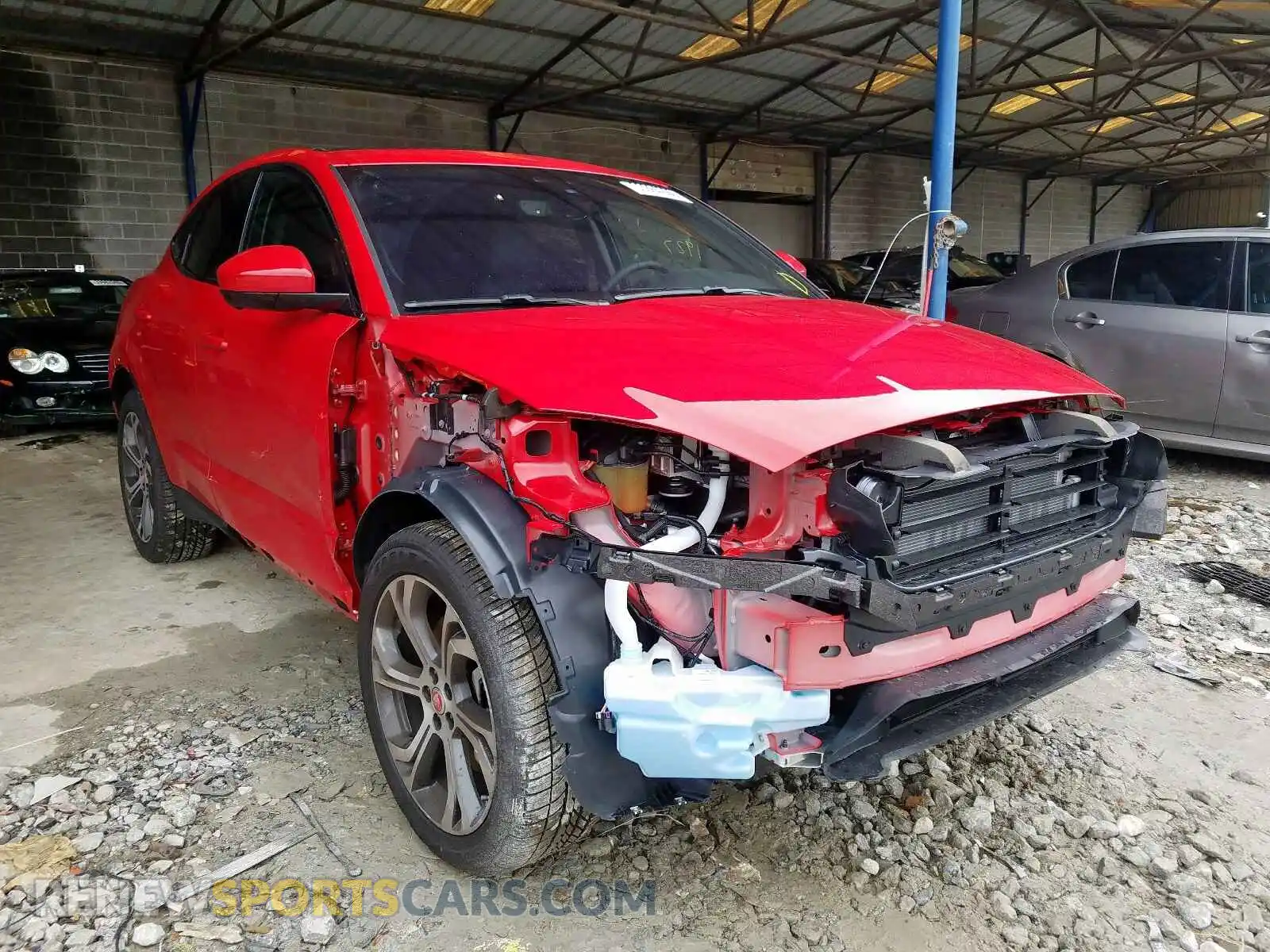 1 Photograph of a damaged car SADFP2FX7L1Z83994 JAGUAR E-PACE SE 2020