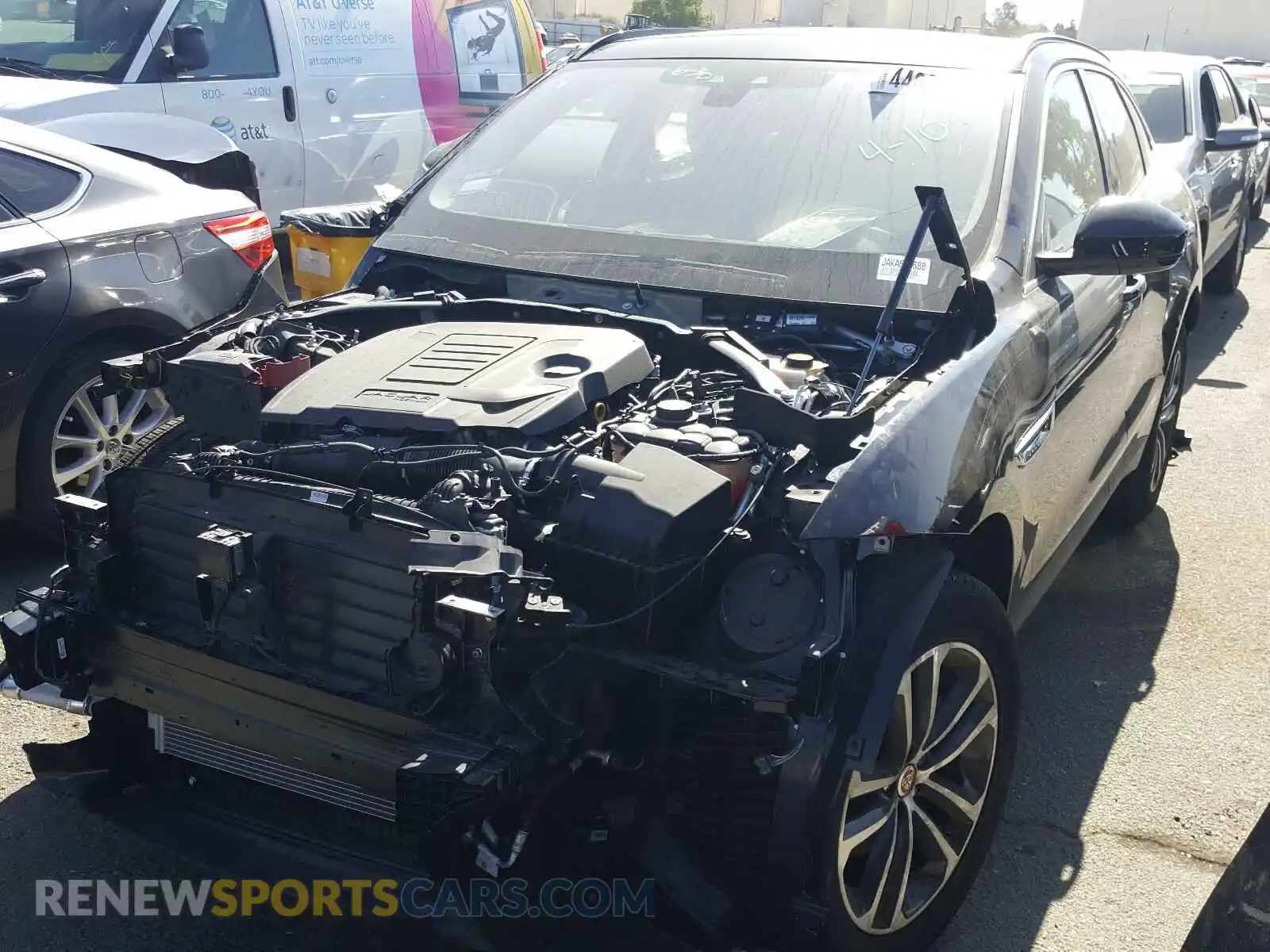 2 Photograph of a damaged car SADCJ2FX0KA611688 JAGUAR F-PACE 2019